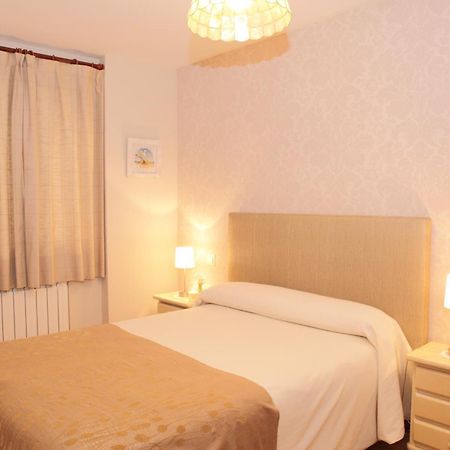 Apartamentos Alba Casa Alquesera Sahun Extérieur photo