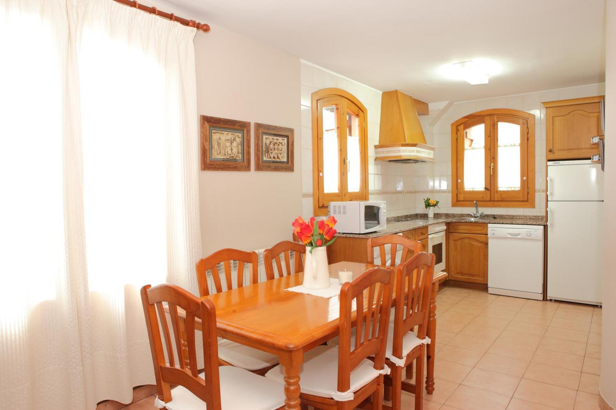 Apartamentos Alba Casa Alquesera Sahun Extérieur photo