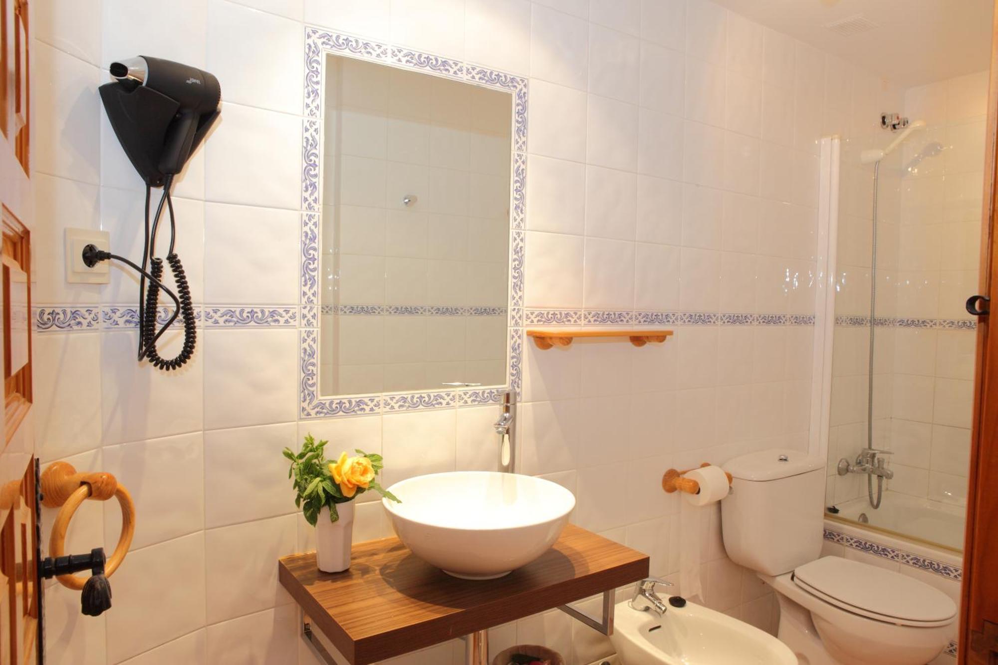 Apartamentos Alba Casa Alquesera Sahun Extérieur photo